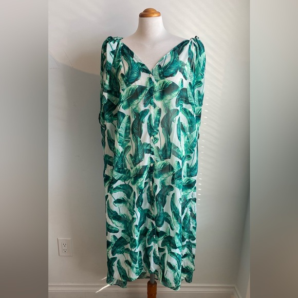 H&M Beach Coverup - Picture 2 of 6